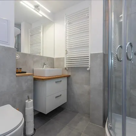 Provenir Kwiatowa 5 Poznan