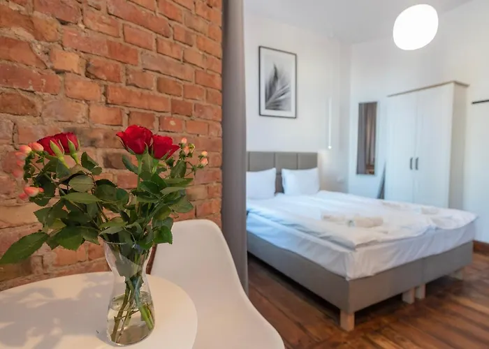 Apartament Provenir Kwiatowa 5 *