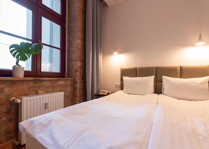 Provenir Kwiatowa 5 Poznań