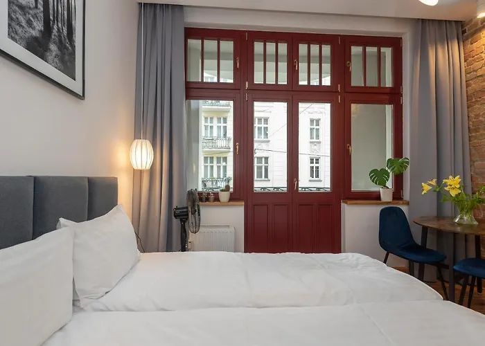 Apartament Provenir Kwiatowa 5 *