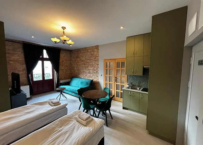 Apartament Provenir Kwiatowa 5 *