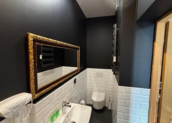 Apartament Provenir Kwiatowa 5 *