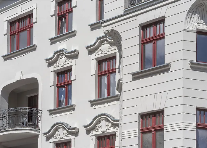 Apartament Provenir Kwiatowa 5 *