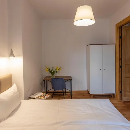Provenir Kwiatowa 5 Apartman *