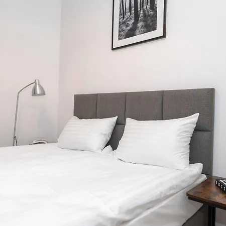 Provenir Kwiatowa 5 Poznań