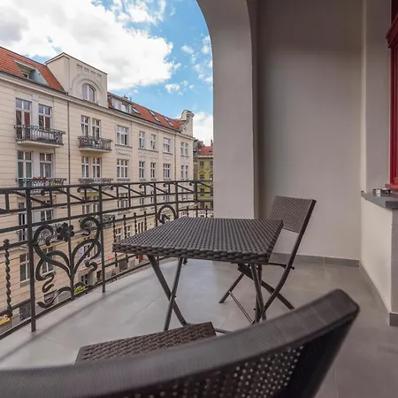 Apartament Provenir Kwiatowa 5 *