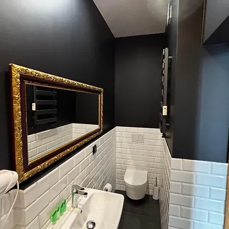 Apartment Provenir Kwiatowa 5 *