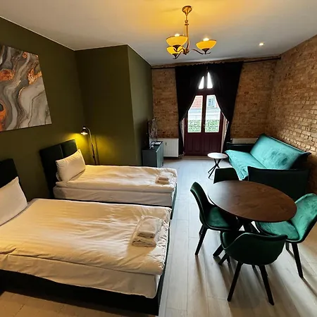 Provenir Kwiatowa 5 Poznan