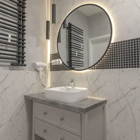 Provenir Kwiatowa 5 Apartman