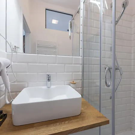 Provenir Kwiatowa 5 Apartman