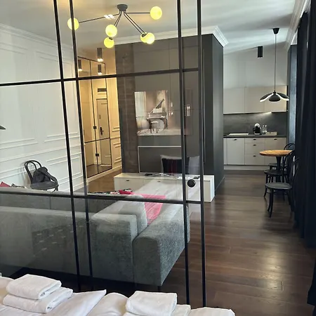 Provenir Kwiatowa 5 *
