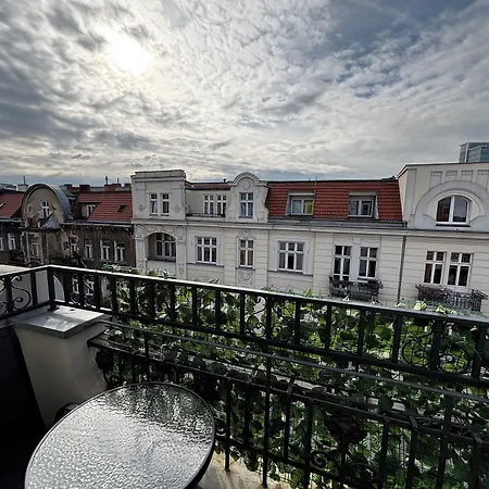 Provenir Kwiatowa 5 * Poznań