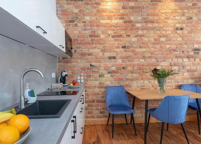 Provenir Kwiatowa 5 Познань