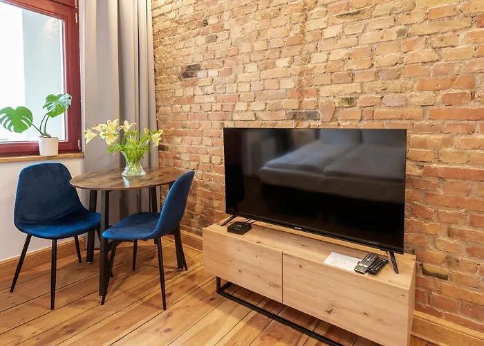 Provenir Kwiatowa 5 Познань