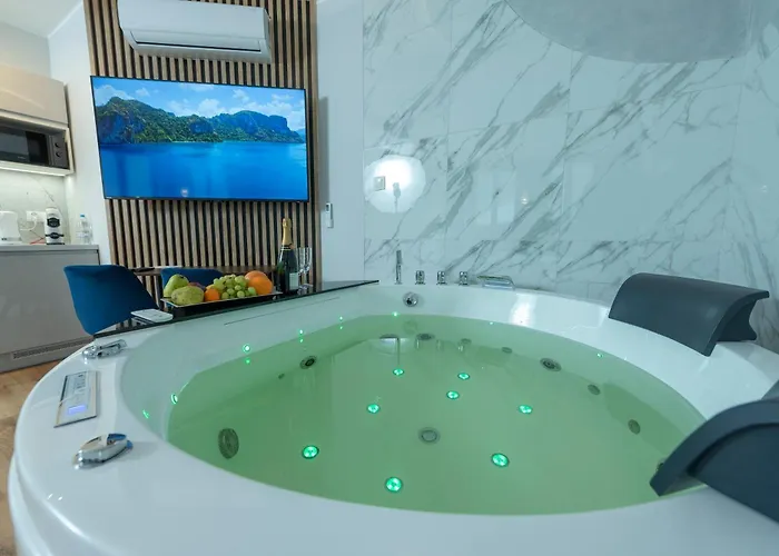 Апартаменти Provenir Kwiatowa 5